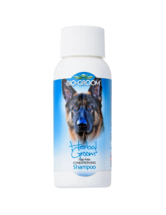 Regenerační šampon na srst Bio-Groom Herbal Groom 2